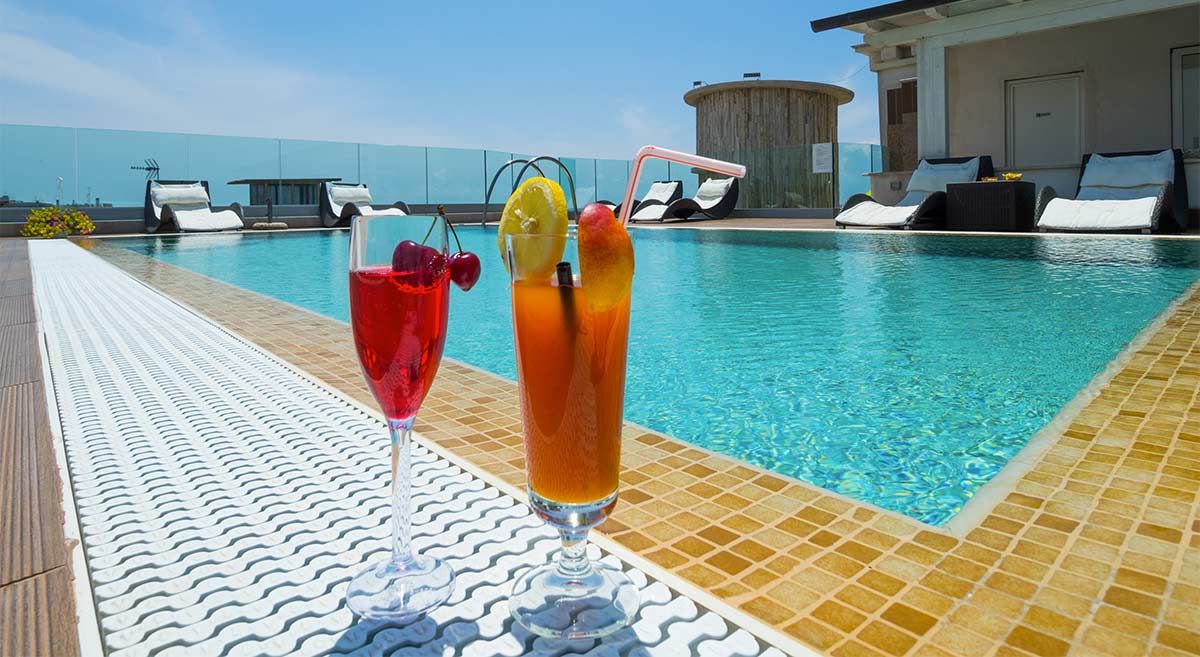 Un aperitivo a bordo vasca
